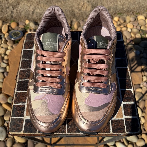 Valentino Garavani Rockrunner Leather & Suede Camouflage Sneakers Size 37.5 - Picture 5 of 11